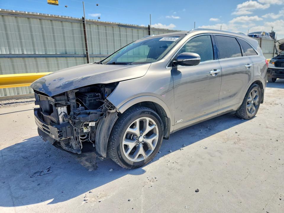 KIA SORENTO 2016 with VIN 5XYPKDA18GG037812 - Photo from auction