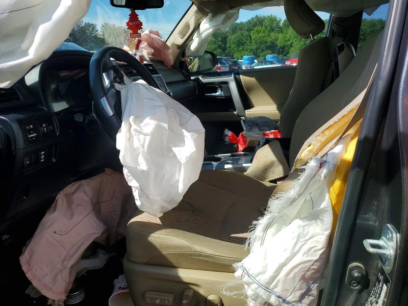 Photo 7 from auction – 2021 TOYOTA 4RUNNER with VIN JTEEU5JR7M5238503