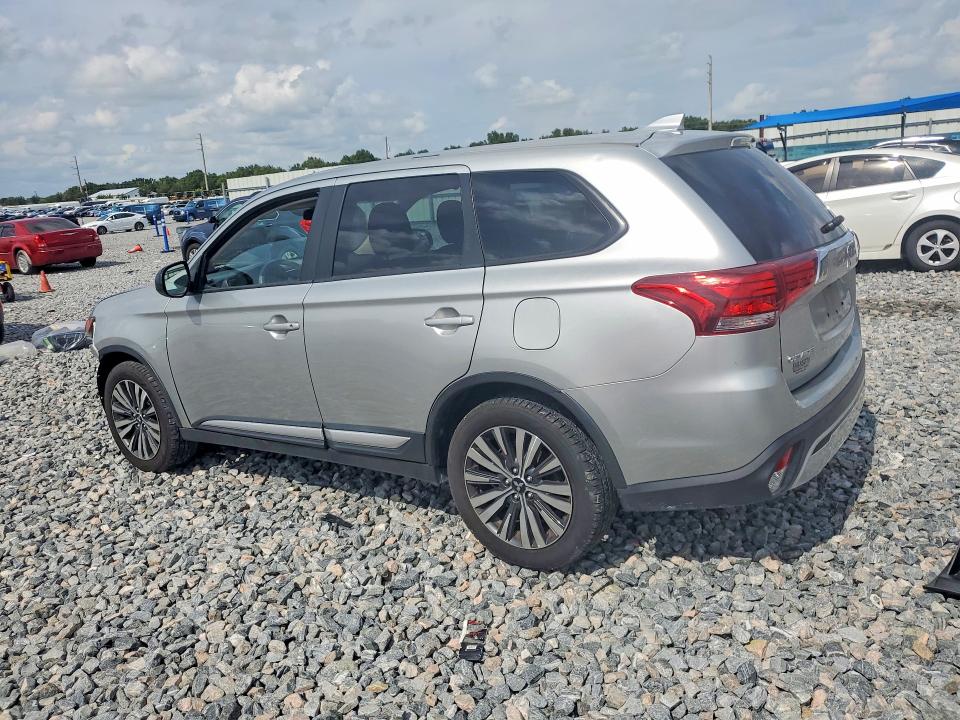 Photo 2 from auction – 2020 MITSUBISHI OUTLANDER with VIN JA4AD2A39LZ038592