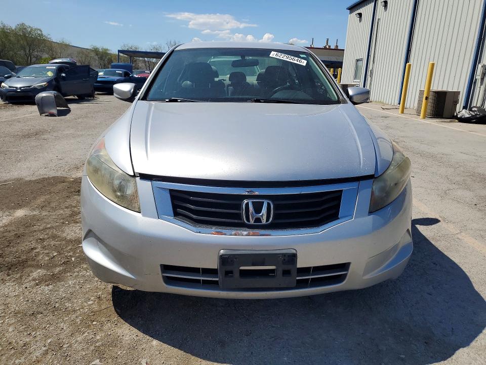 Photo 5 from auction – 2008 HONDA ACCORD with VIN JHMCP26388C045718