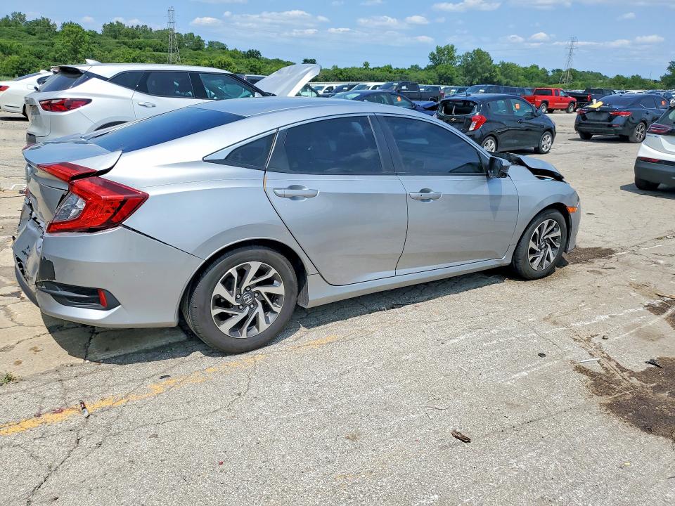 صورة رقم 3 من المزاد - 2016 HONDA CIVIC مع VIN 19XFC2F74GE054923