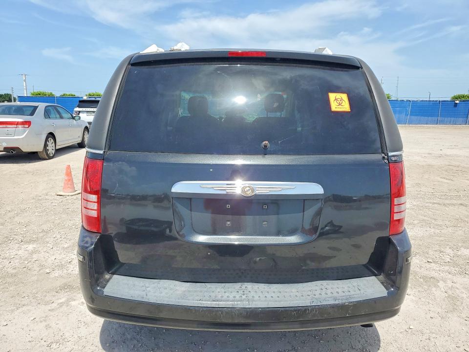Photo 6 from auction – 2008 CHRYSLER TOWN & COUNTRY with VIN 2A8HR44H98R634336