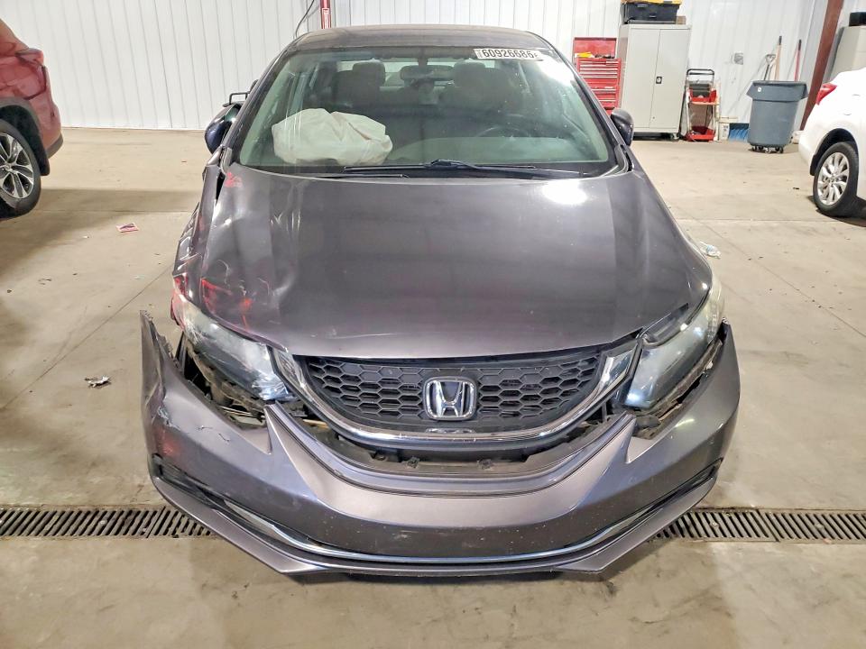 Photo 5 from auction – 2015 HONDA CIVIC with VIN 19XFB2F58FE117151
