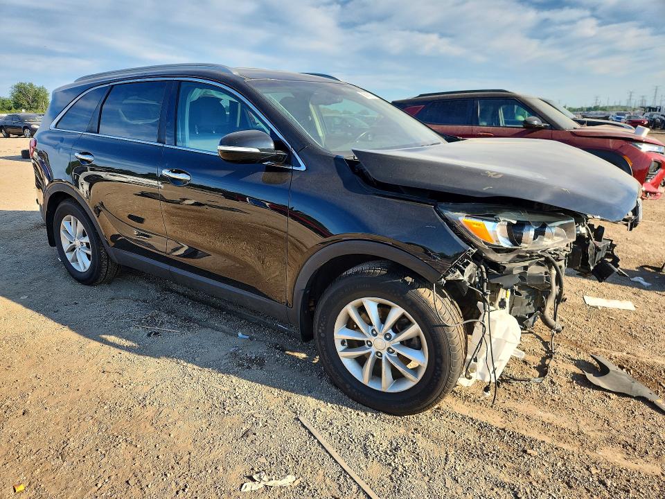 Photo 4 from auction – 2018 KIA SORENTO with VIN 5XYPG4A33JG357307
