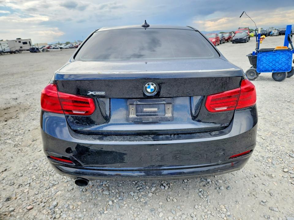 Photo 6 from auction – 2017 BMW 320 with VIN WBA8E5G54HNU41452