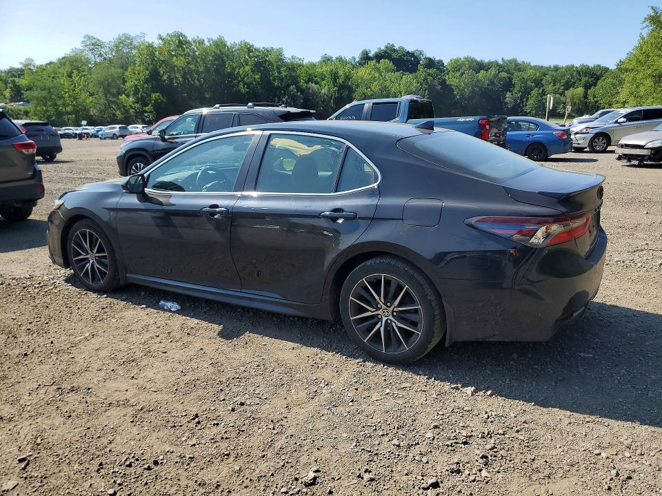Photo 2 from auction – 2023 TOYOTA CAMRY with VIN 4T1G11BK5PU094102