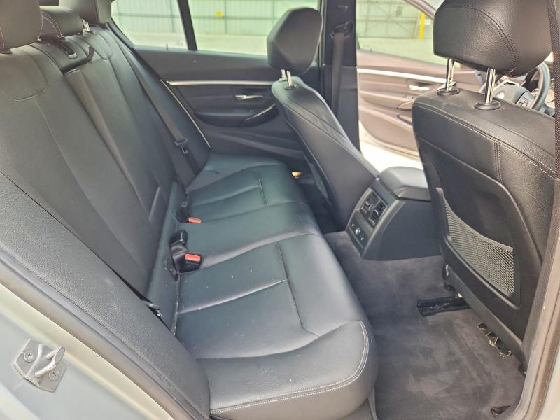 Photo 10 from auction – 2017 BMW 330 with VIN WBA8D9G32HNU63541