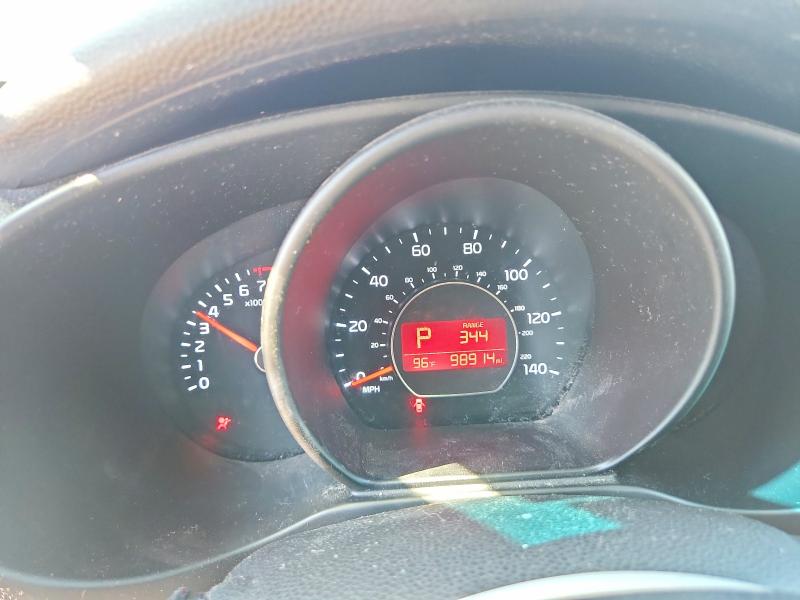 Photo 9 from auction – 2016 KIA SOUL with VIN KNDJN2A22G7247622