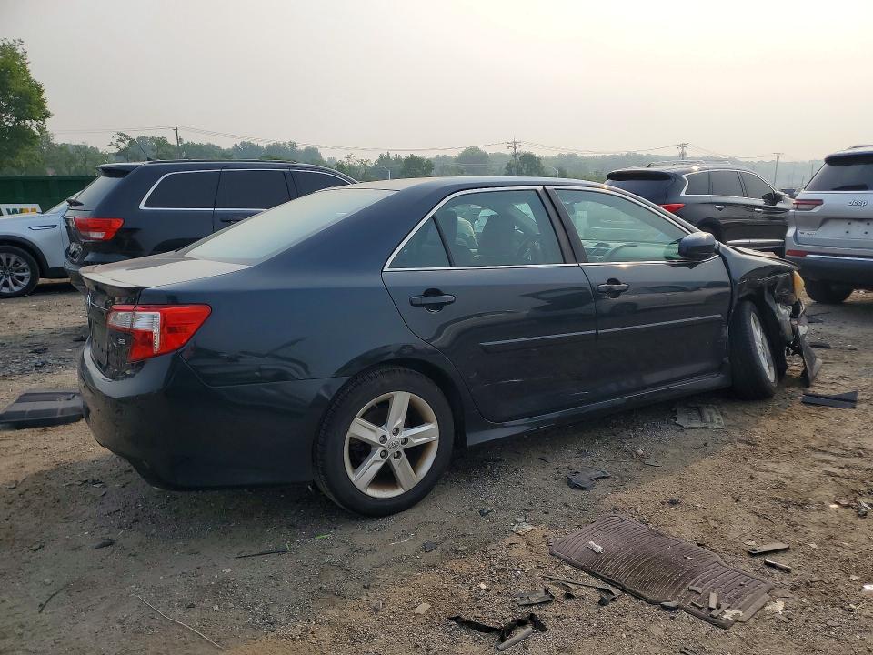 Photo 3 from auction – 2014 TOYOTA CAMRY with VIN 4T1BF1FK6EU411288
