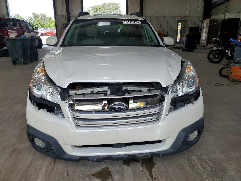Photo 5 from auction – 2014 SUBARU OUTBACK with VIN 4S4BRBCC9E3213045