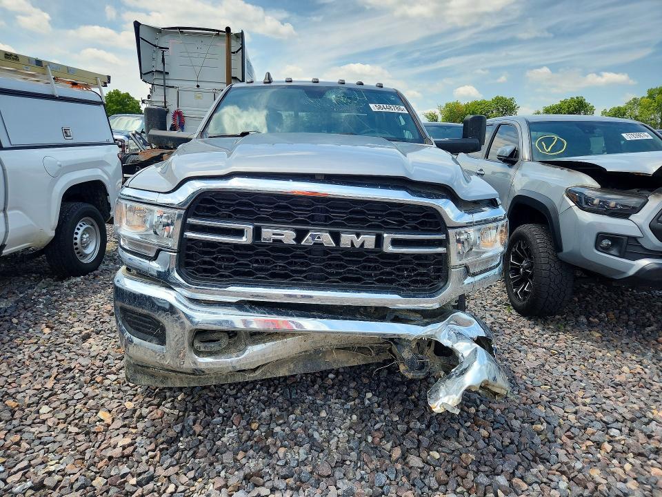 Photo 5 from auction – 2022 RAM 3500 with VIN 3C63RRGJ1NG101919