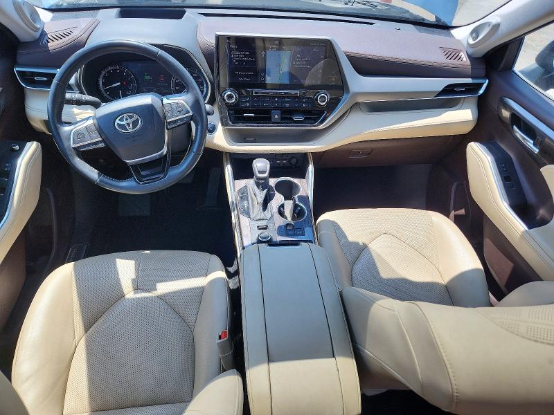 Photo 8 from auction – 2021 TOYOTA HIGHLANDER with VIN 5TDFZRBHXMS073872