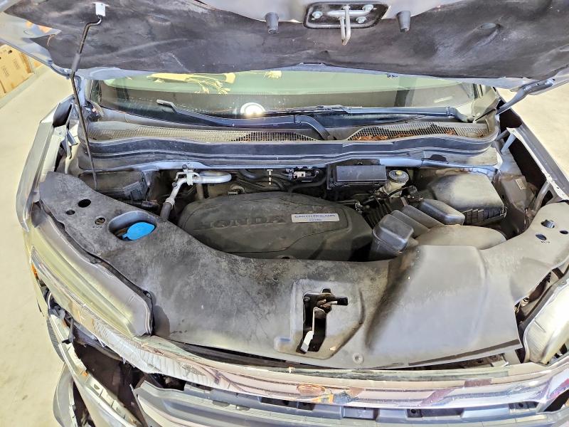 Photo 12 from auction – 2016 HONDA PILOT with VIN 5FNYF5H31GB029418