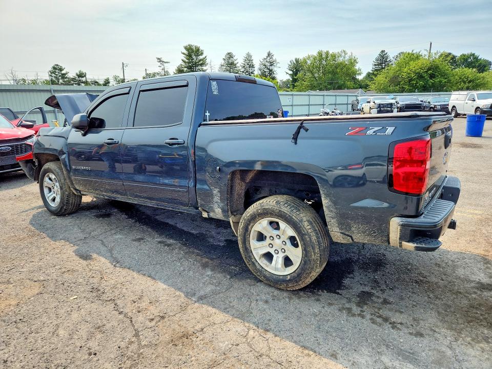 Photo 2 from auction – 2018 CHEVROLET SILVERADO with VIN 3GCUKRECXJG226675