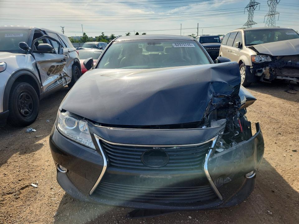 Photo 5 from auction – 2015 LEXUS ES with VIN JTHBK1GGXF2157557