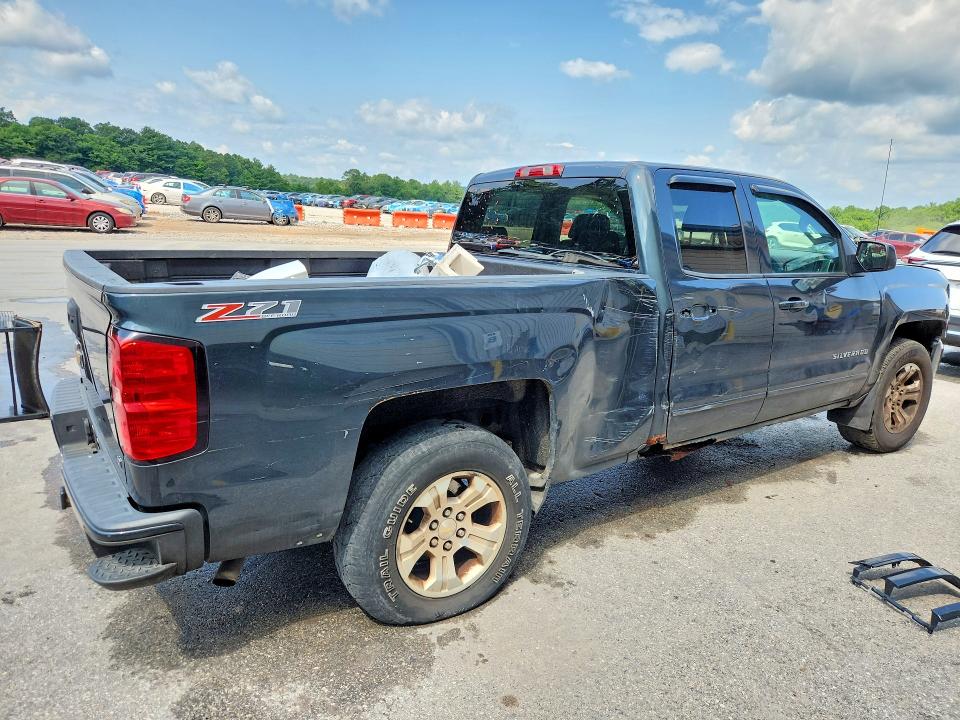 Photo 3 from auction – 2017 CHEVROLET SILVERADO with VIN 1GCVKREC1HZ366872