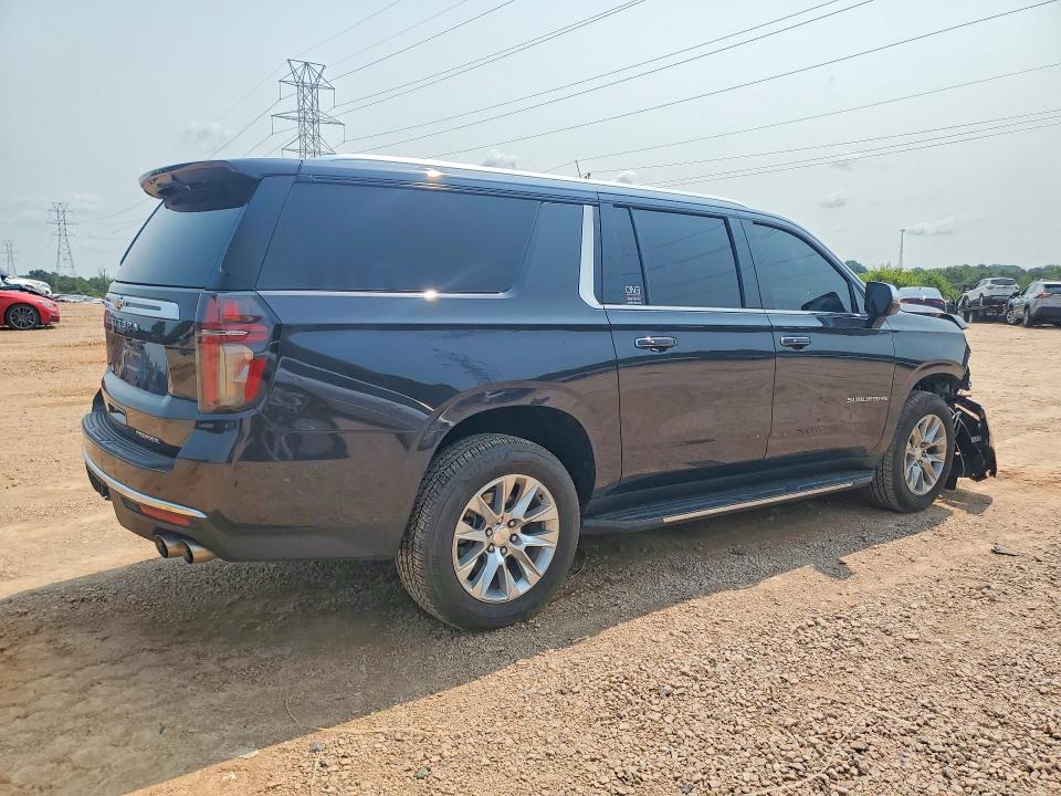 Photo 3 from auction – 2023 CHEVROLET SUBURBAN with VIN 1GNSKFKD3PR379434