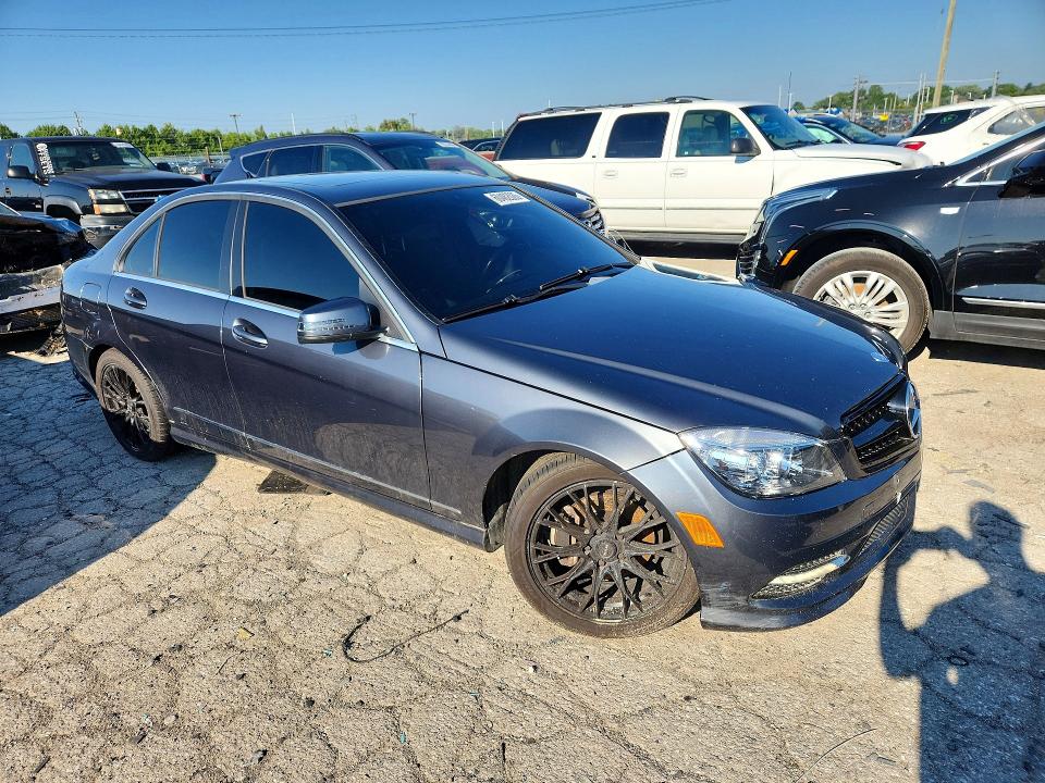 Photo 4 from auction – 2011 MERCEDES-BENZ UK with VIN WDDGF8BB2BF534844