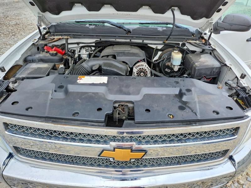 Photo 11 from auction – 2013 CHEVROLET SILVERADO with VIN 1GCRKSE76DZ151736