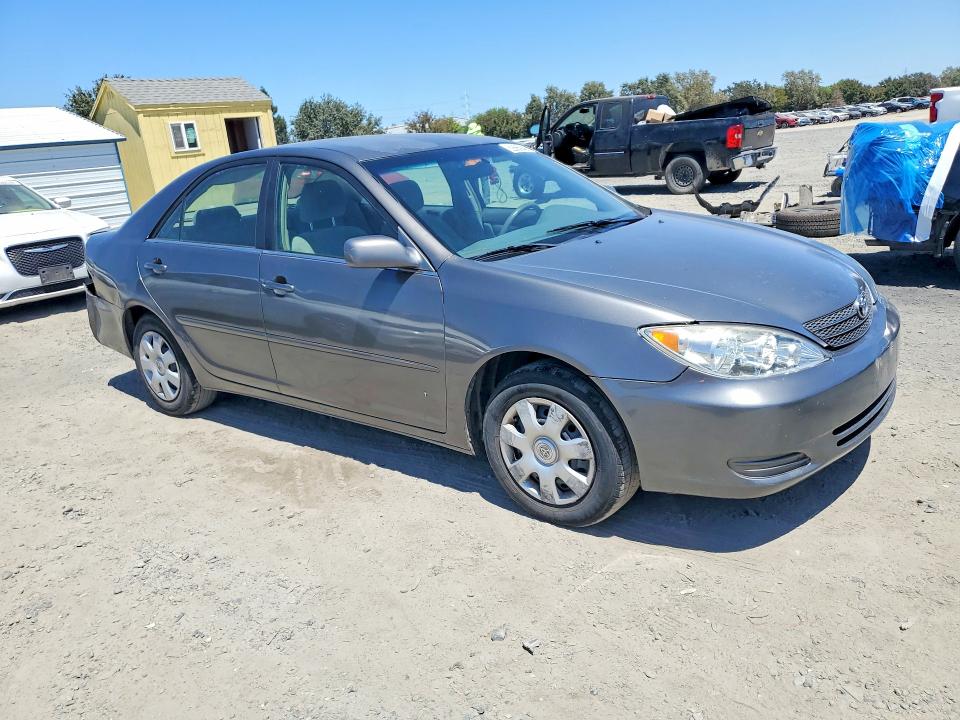 Photo 4 from auction – 2003 TOYOTA CAMRY with VIN 4T1BE32K73U749073