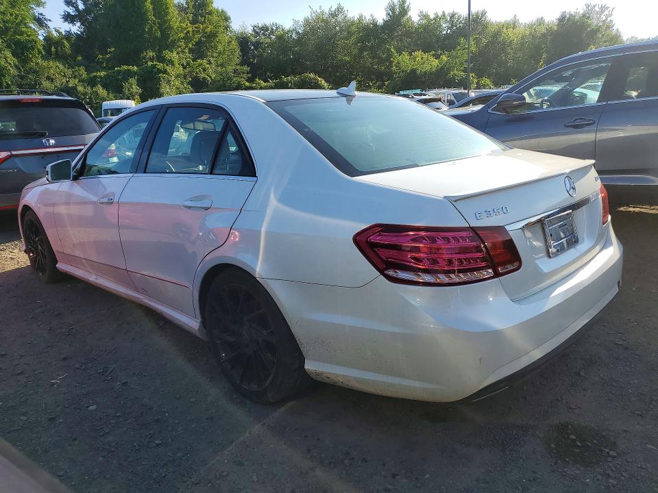 Photo 2 from auction – 2011 MERCEDES-BENZ E with VIN WDDHF8HB7BA453704
