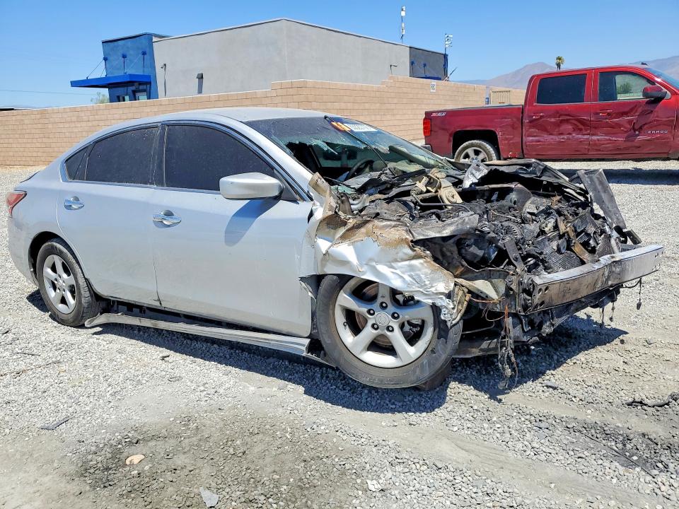 Photo 4 from auction – 2015 NISSAN ALTIMA with VIN 1N4AL3AP0FC256287