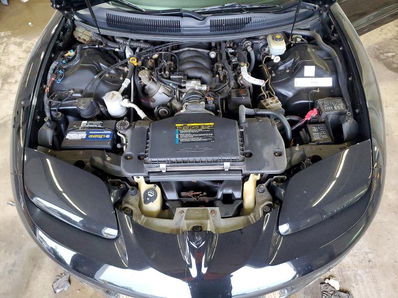 Photo 11 from auction – 2002 PONTIAC FIREBIRD with VIN 2G2FV22G022149287