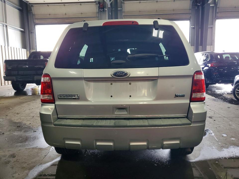 Photo 6 from auction – 2011 FORD ESCAPE with VIN 1FMCU9DG3BKC38974