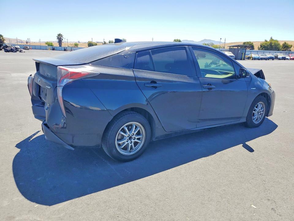 Photo 3 from auction – 2017 TOYOTA PRIUS with VIN JTDKARFU5H3039732