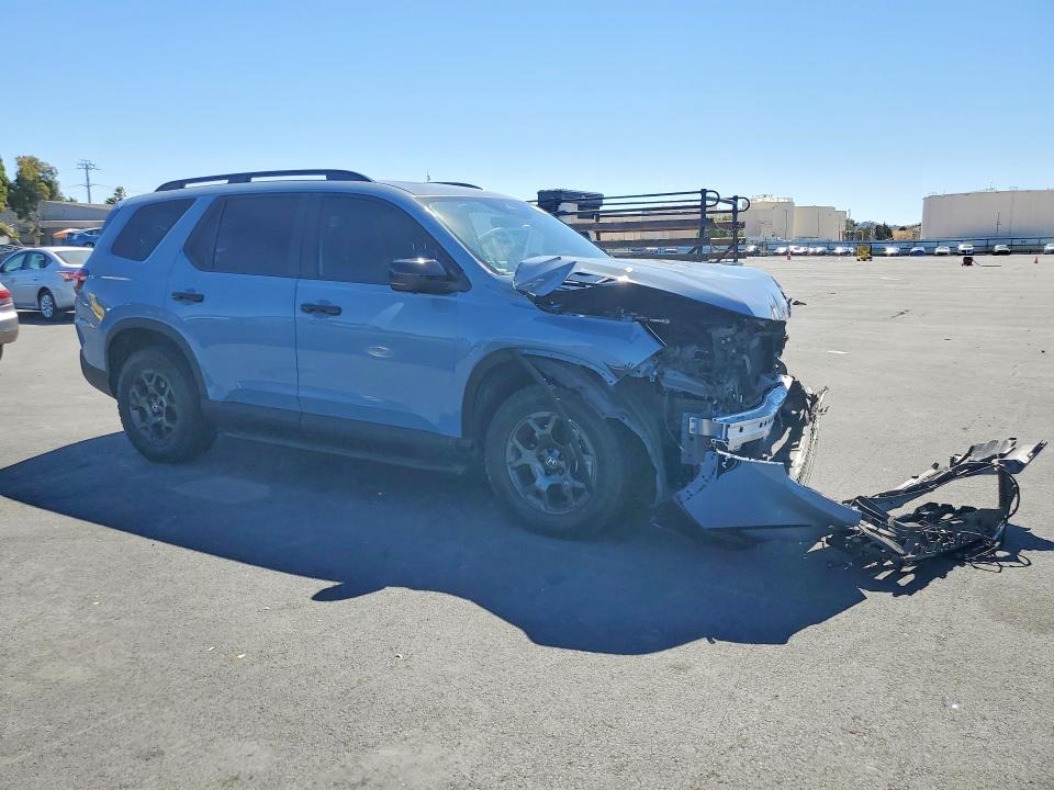 Photo 4 from auction – 2024 HONDA PILOT with VIN 5FNYG1H67RB009659