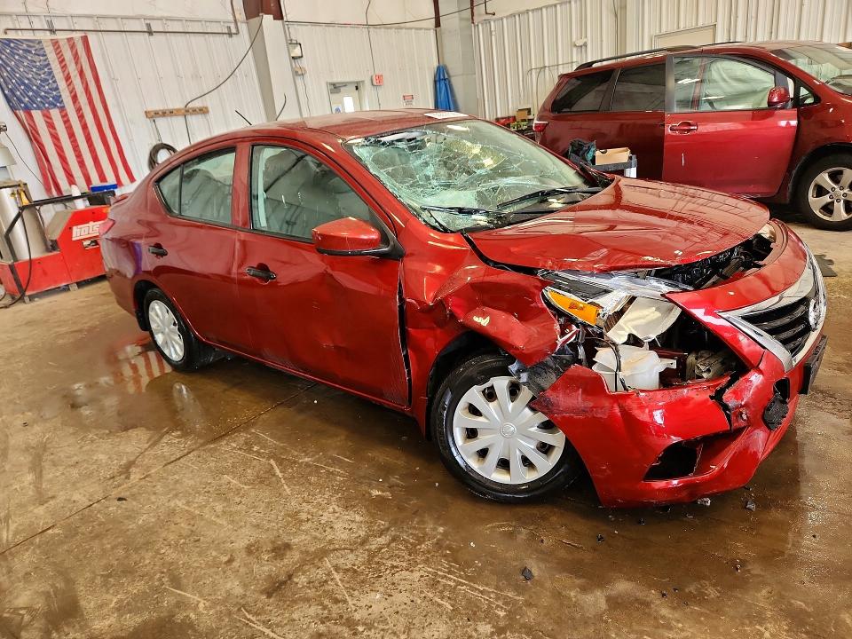 Photo 4 from auction – 2018 NISSAN VERSA with VIN 3N1CN7AP8JL868242