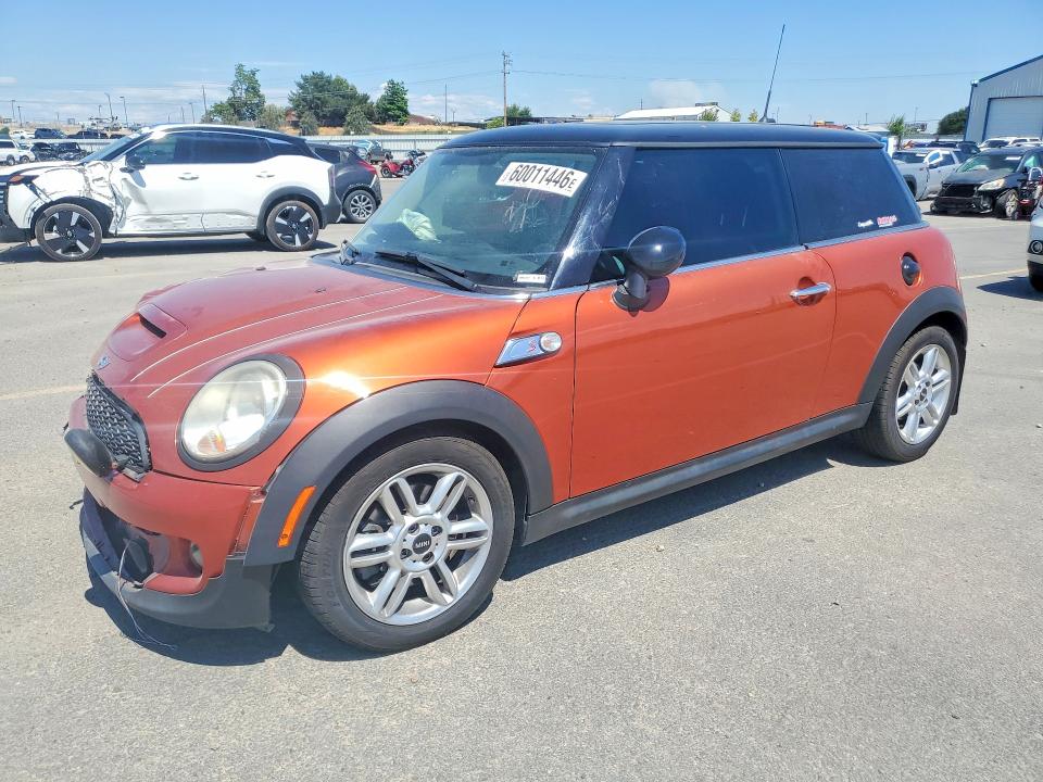 MINI COOPER 2011 with VIN WMWSV3C53BTY12832 - Photo from auction