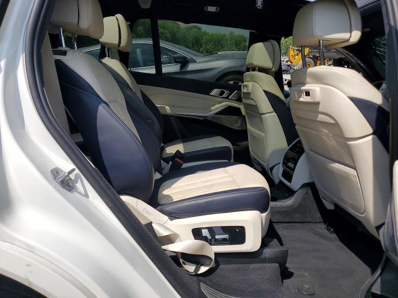 Photo 11 from auction – 2021 BMW X7 with VIN 5UXCX6C13M9F71226