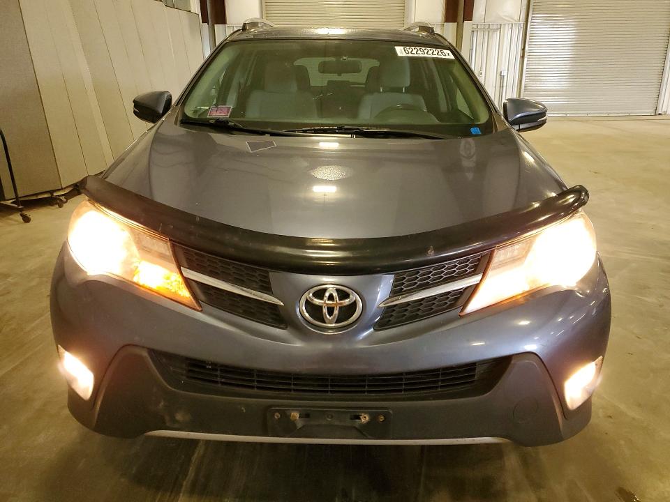 Photo 5 from auction – 2014 TOYOTA RAV4 with VIN JTMRFREV6ED075509