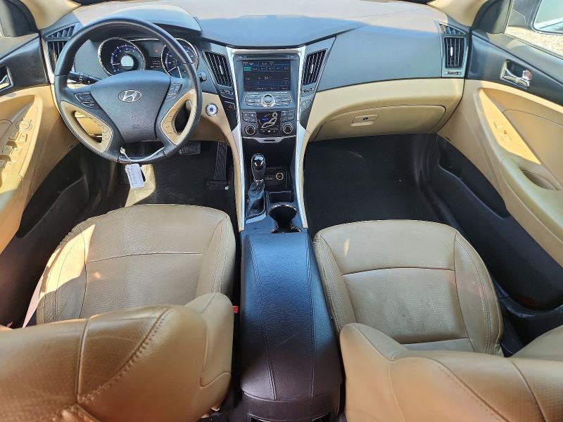 Photo 8 from auction – 2013 HYUNDAI SONATA with VIN 5NPEC4AC6DH572812