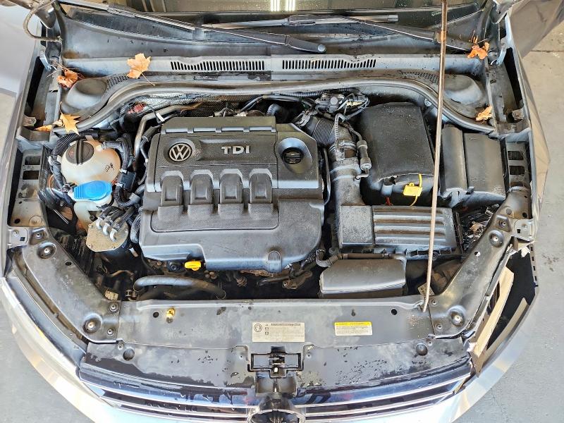 Photo 11 from auction – 2015 VOLKSWAGEN JETTA with VIN 3VWLA7AJ6FM414042