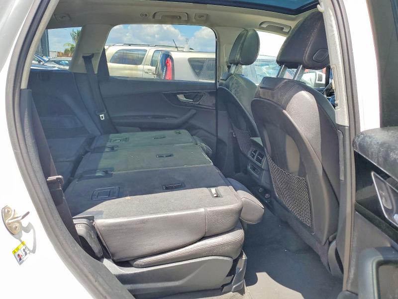 Photo 10 from auction – 2017 AUDI Q7 with VIN WA1LAAF79HD003482