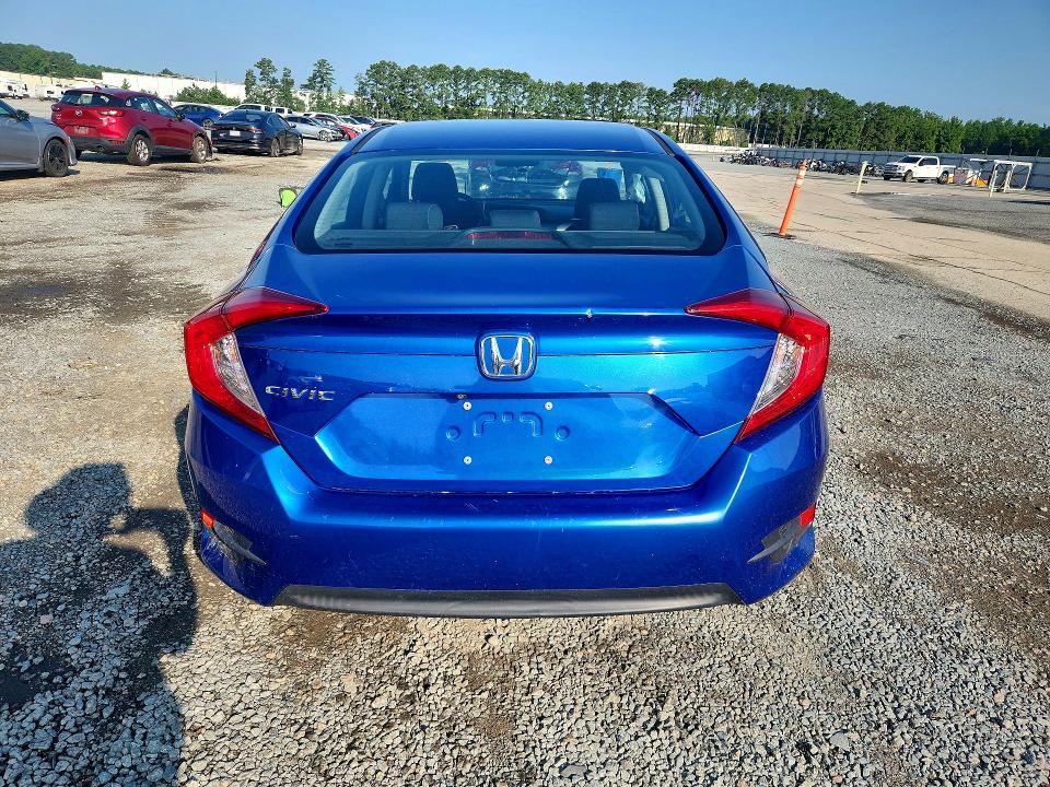 Снимка 6 от търг – 2017 HONDA CIVIC с VIN 2HGFC2F58HH504188
