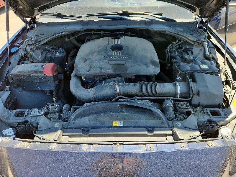Photo 11 from auction – 2017 JAGUAR XE with VIN SAJAE4BG7HA968787