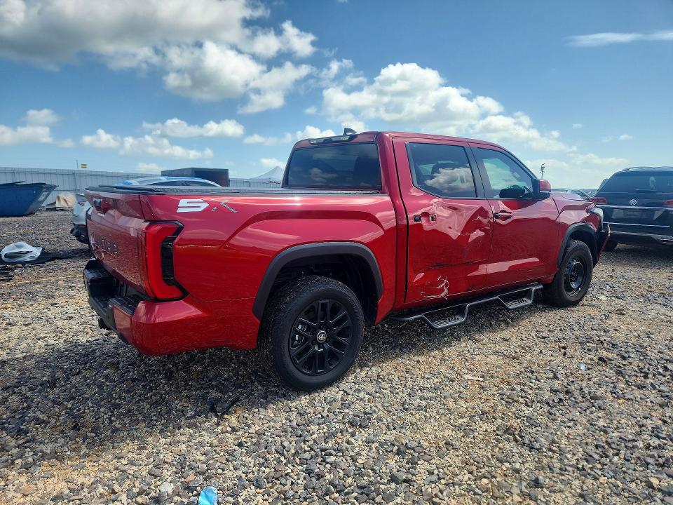 Photo 3 from auction – 2026 TOYOTA TUNDRA with VIN 5TFLA5DB1TX392680