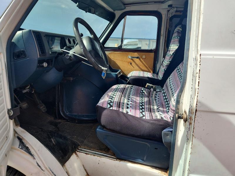 Photo 7 from auction – 1992 GMC VANDURA with VIN 1GTEG25K7N7507886