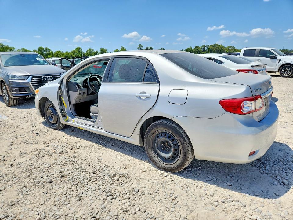 Photo 2 from auction – 2011 TOYOTA COROLLA with VIN 2T1BU4EE2BC602254