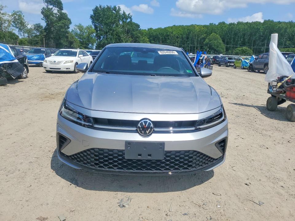 Photo 5 from auction – 2026 VOLKSWAGEN JETTA with VIN 3VWBW7BU5TM006391