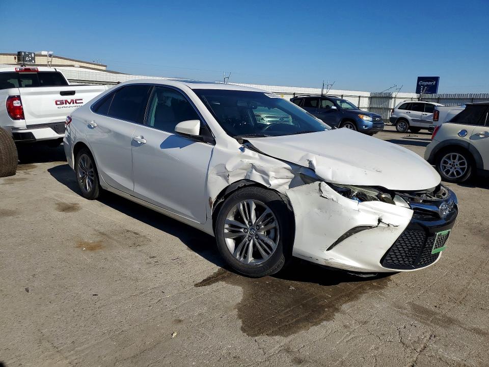 Photo 4 from auction – 2015 TOYOTA CAMRY with VIN 4T1BF1FK3FU012985
