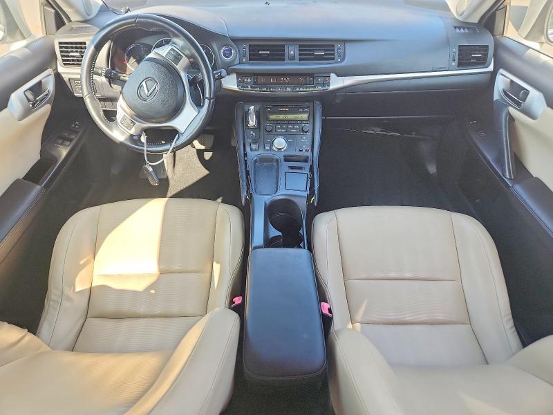 Photo 8 from auction – 2011 LEXUS CT with VIN JTHKD5BH6B2020465