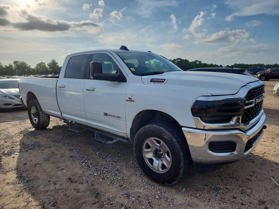 Photo 4 from auction – 2022 RAM 3500 with VIN 3C63R3HL5NG302865