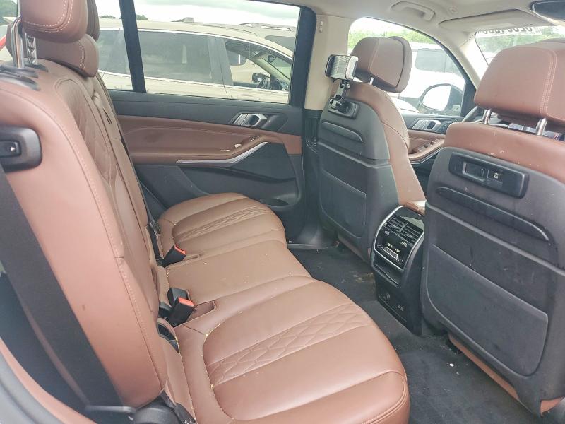 Photo 11 from auction – 2022 BMW X7 with VIN 5UXCW2C04N9K89288