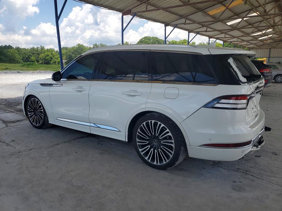 Photo 2 from auction – 2023 LINCOLN AVIATOR with VIN 5LM5J9XC4PGL23176