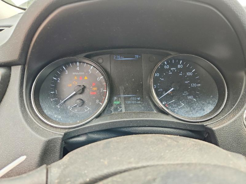 Photo 9 from auction – 2017 NISSAN ROGUE with VIN 5N1AT2MV5HC880213