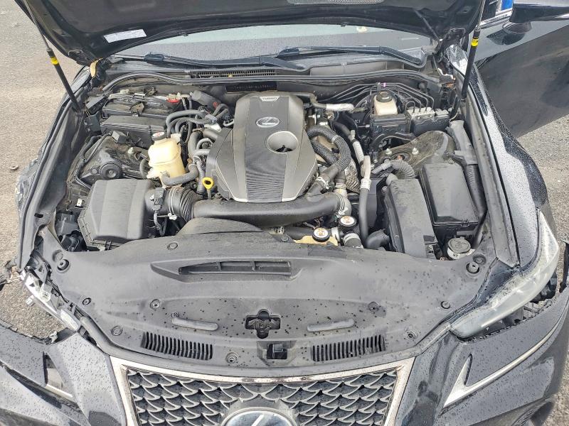 Photo 11 from auction – 2018 LEXUS IS with VIN JTHBA1D23J5083854